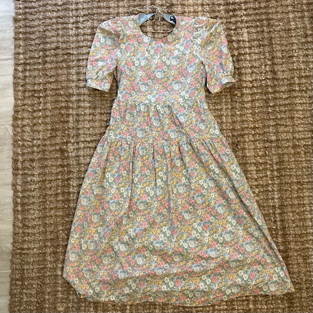 En Saison Floral Puff Sleeve Maxi Dress-women’s size M